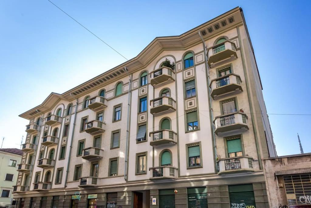 In Verticale Torino Exterior foto